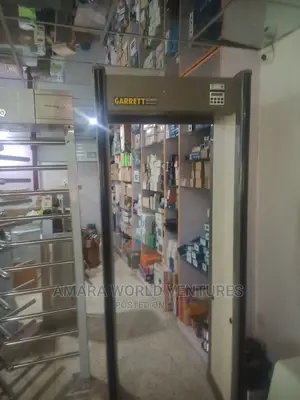 Pd6500i Garrett Walk Through Metal Detector