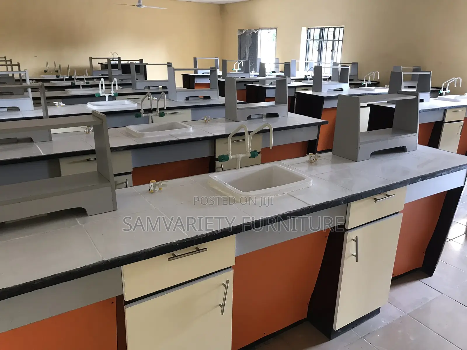 Economic Standard Laboratory
