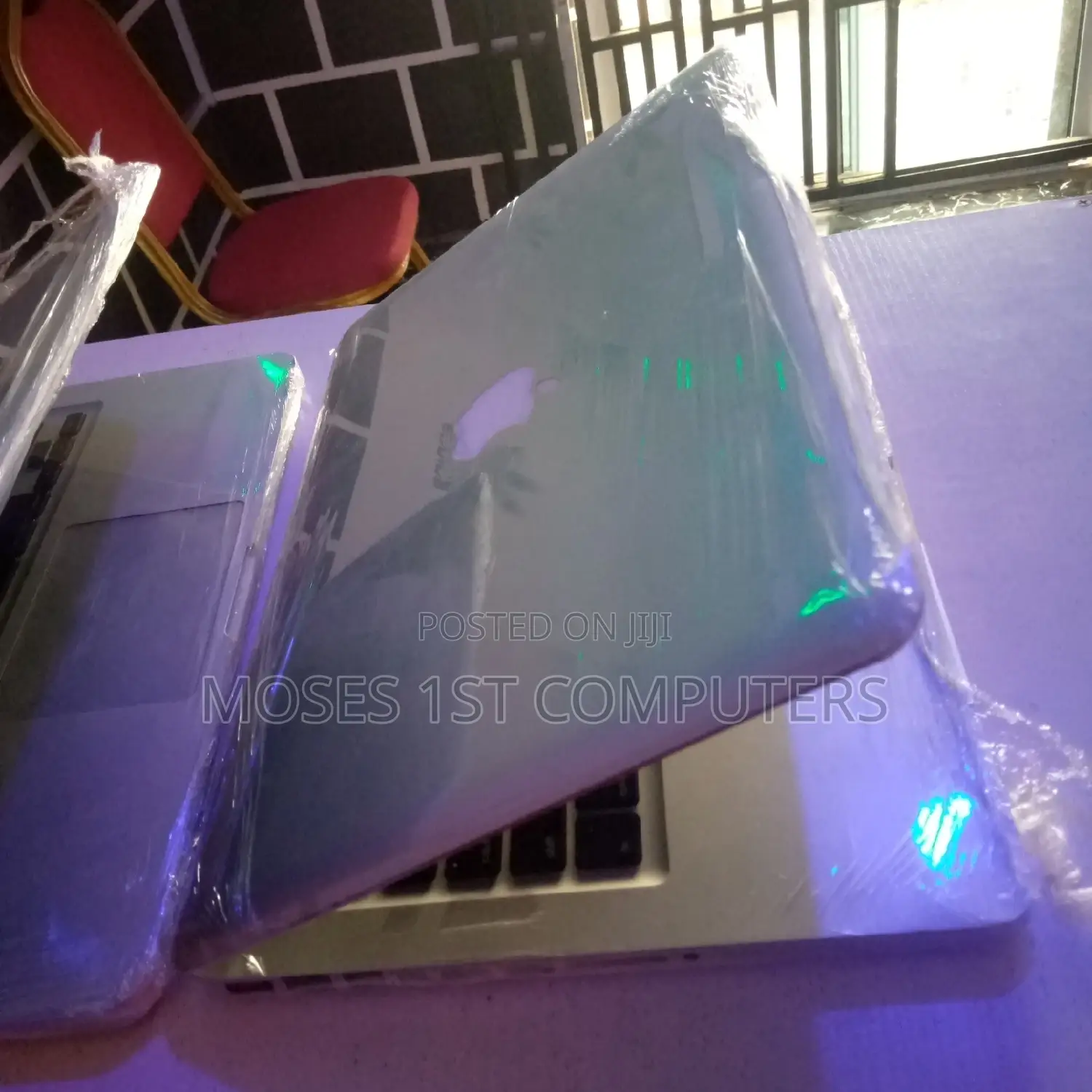 New Laptop Apple MacBook 2012 8GB Intel Core I5 HDD 1T