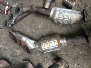 Engine Catalyst Lexus Is250