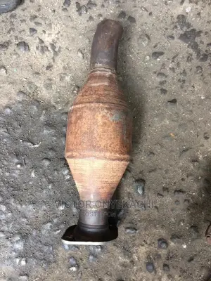 Centre Catalyst Toyota Sienna 2008