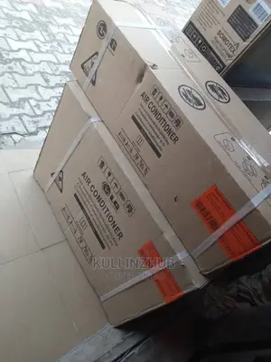LG 1.5hp Split Unit Air Conditioner +Free Kits