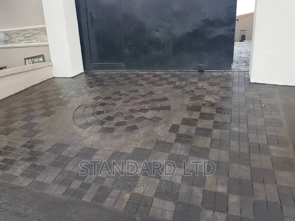 Modern Increte Stamping Floor