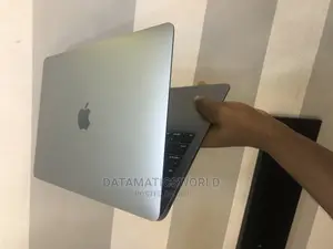 Laptop Apple MacBook Air 2020 8GB Intel Core I3 SSD 256GB