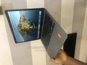 Laptop Apple MacBook Air 2020 8GB Intel Core I3 SSD 256GB