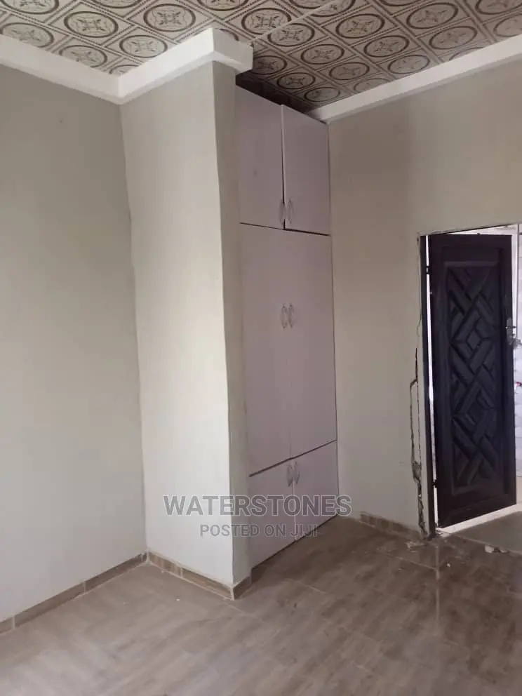Furnished 3bdrm Block of Flats in Asaba, Okpanam Road, Oshimili South