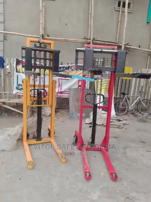 Manual Hand Stacker 1500kg