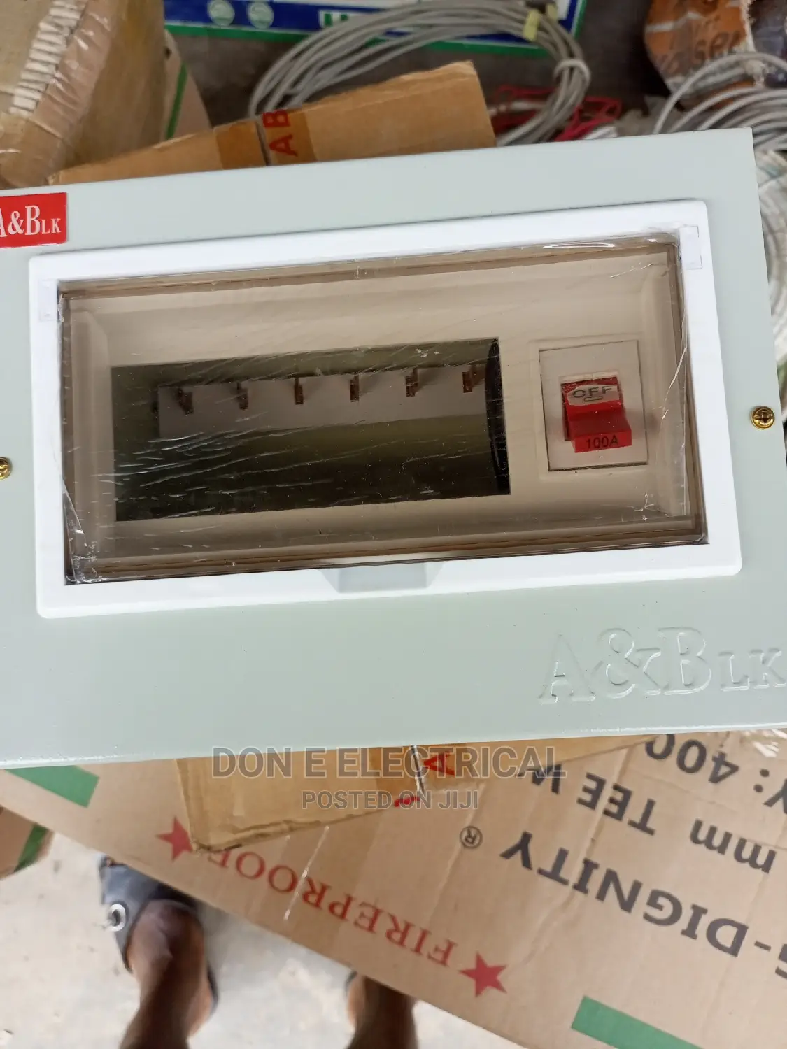 8 Ways Distribution Board