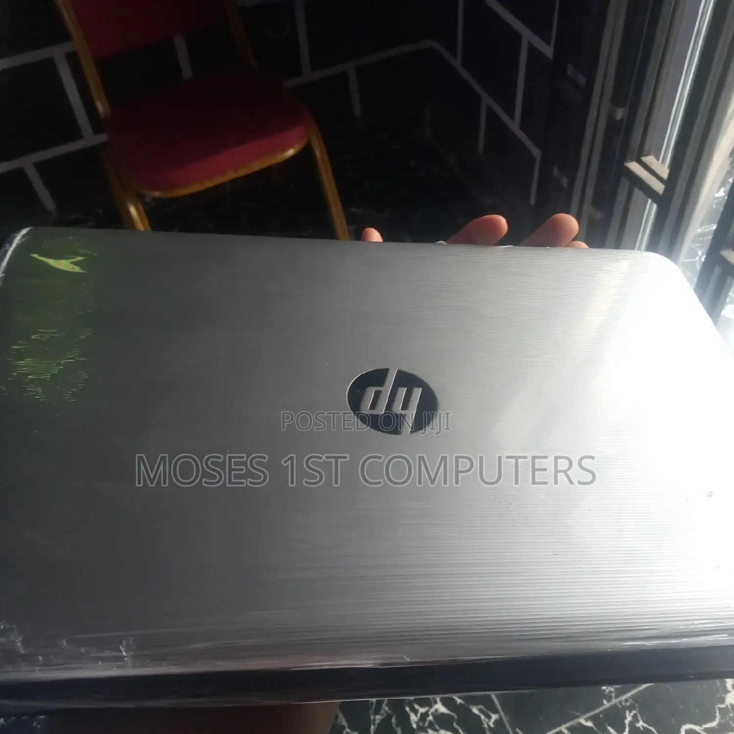 New Laptop HP 8GB Intel Core I3 SSD 1T