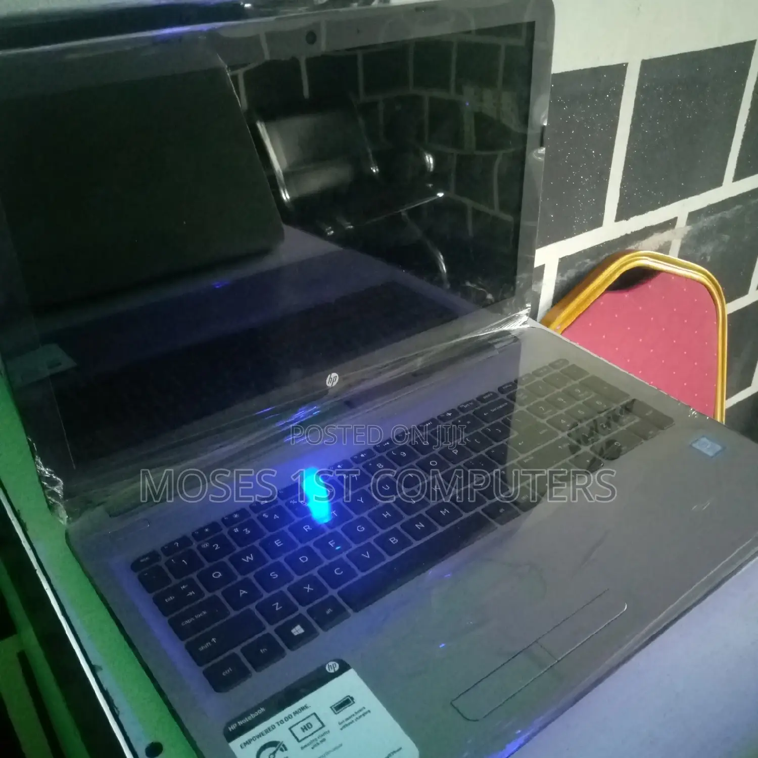 New Laptop HP 8GB Intel Core I3 SSD 1T