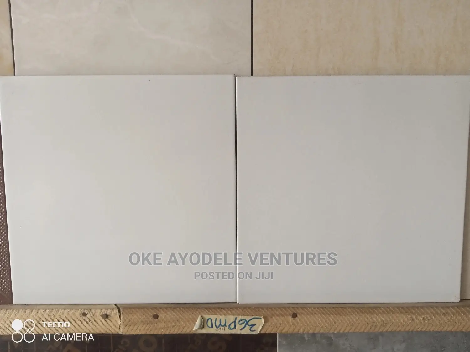 30/30 Plain White Royal Tiles