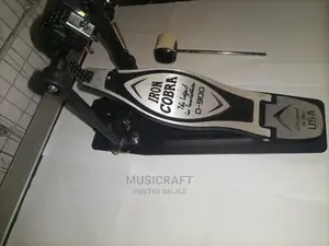 Iron Cobra Drum Pedal