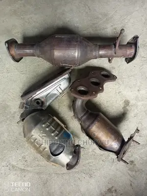 Lexus Rx350 Complete Catalytic Exhaust Pot Manifold Center