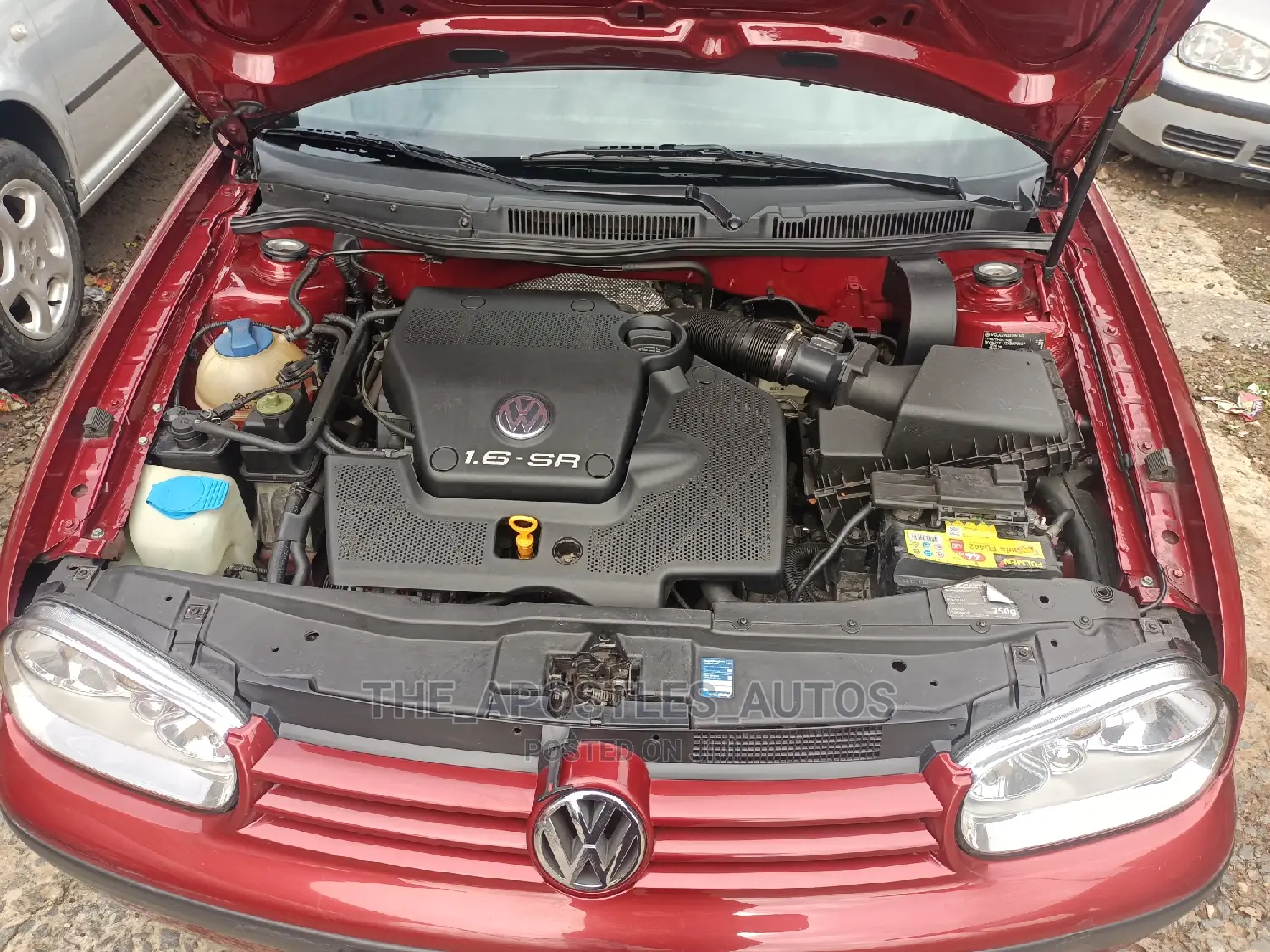 Volkswagen Golf 1.6 2000 Red