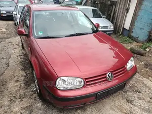 Volkswagen Golf 1.6 2000 Red