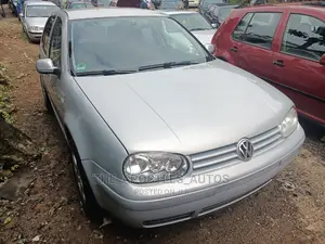 Volkswagen Golf 1.6 2001 Silver
