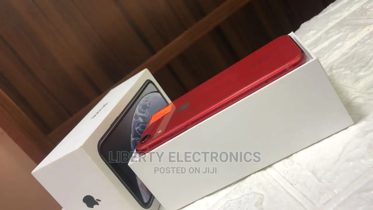 Apple iPhone XR 64 GB Red