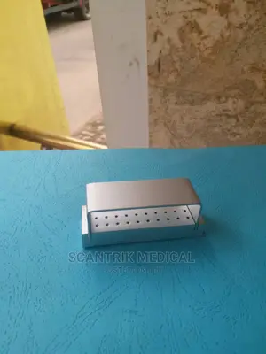 Burs Organizer Open Box