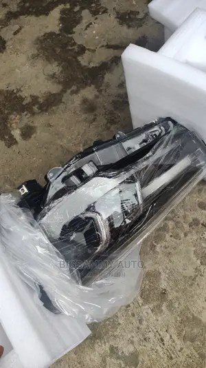 Hilux 2021 Headlamp Set