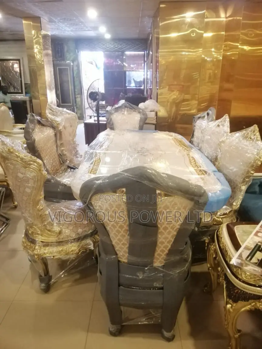 Royal Chairs And Beds