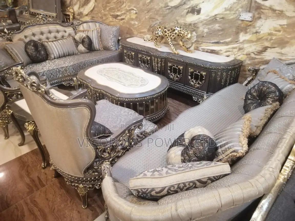 Royal Chairs And Beds