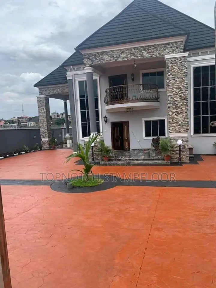 Modern Wall Design and Floor Publish