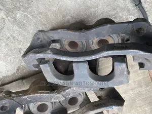 Front Caliper Ford Explorer and Sport Trac 2007 2008 2009