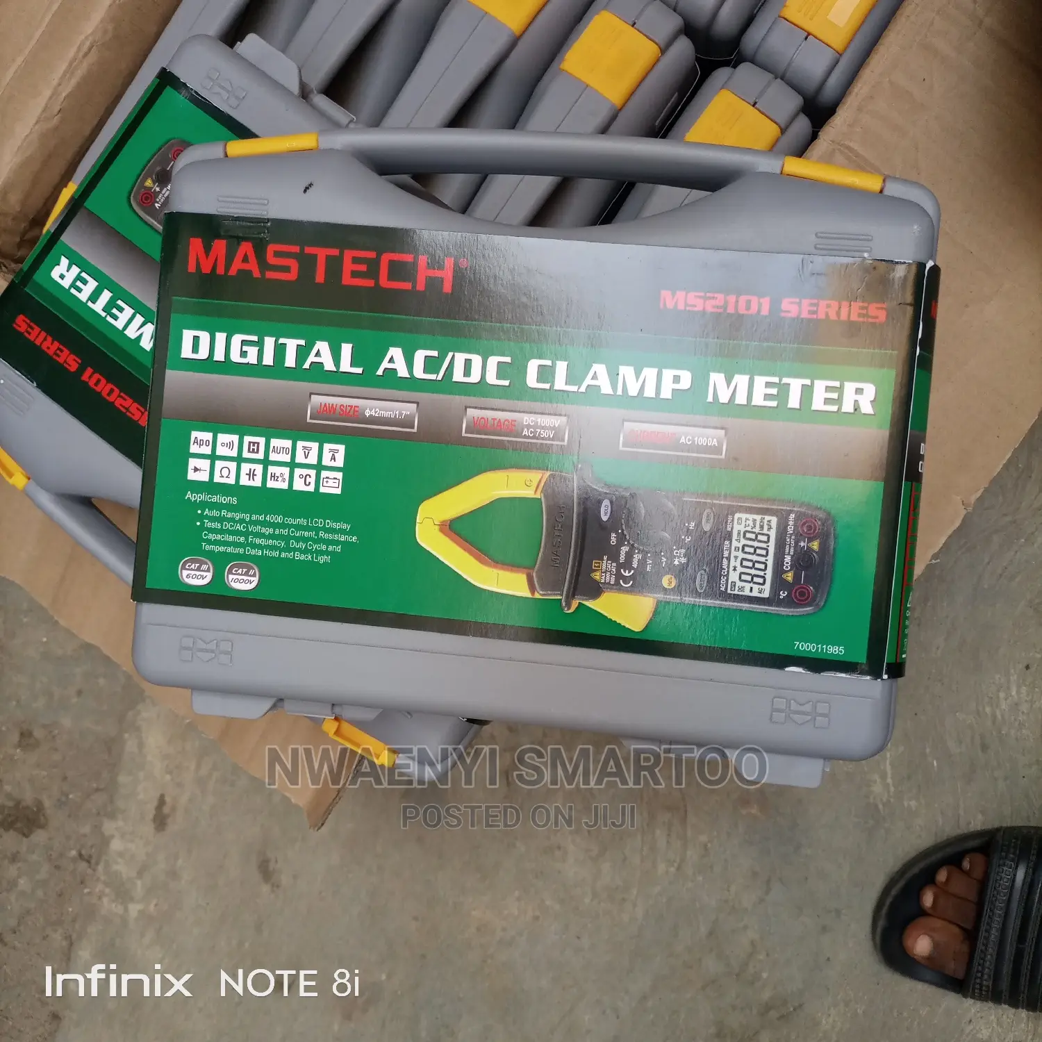 MASTECH AC and DC Digital Clamp Meter