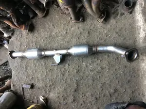 Complete Catalyst Toyota Hilux 2012