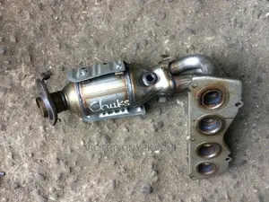 Engine Catalyst Toyota Venza 4plug