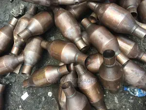 Centre Catalyst for Toyota and Lexus and Some Other Motors