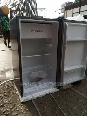 Brand New HISENSE TABLE Top Refrigerator/External/Silver