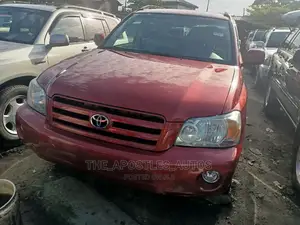 Toyota Highlander Base FWD 2003 Red