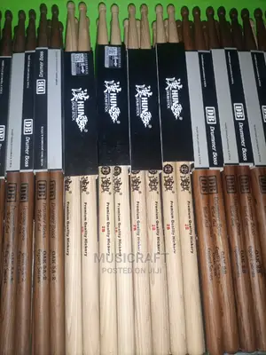 Hunt 2b Sticks