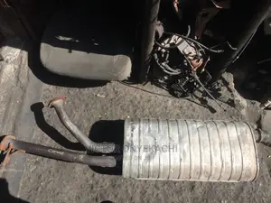 Centre Silencer Pot Toyota Sequoia 2005
