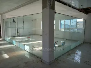 Office Showroom Glass With Door