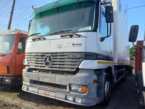 Mercedes Actros 1831 Truck