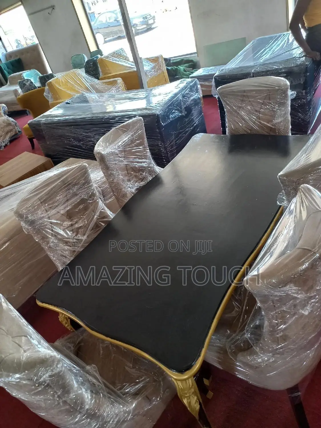 Dinning Table