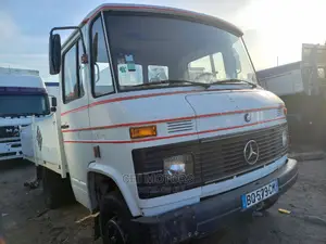 Mercedes 608 5tonnes 4cylinder