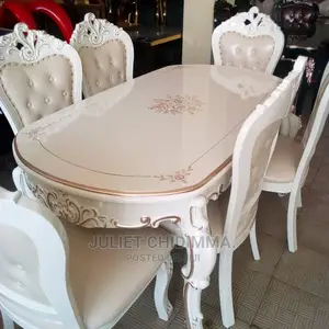 A Quality 6 Seaters Dinning