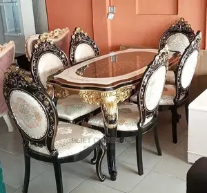 A Quality 6 Seaters Royal Dinning