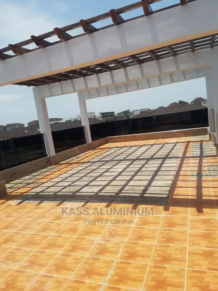 10mm Thick Grey Glass Rail