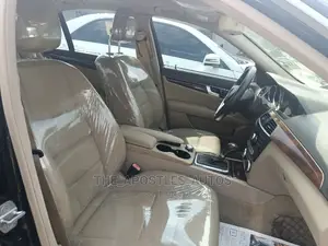 Mercedes-Benz C300 2012 Black