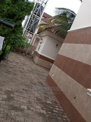 5bdrm Duplex in Gwarimpa Estate By, Gwarinpa for rent
