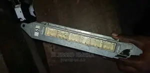 E.C.U Steering Control Corolla 2003