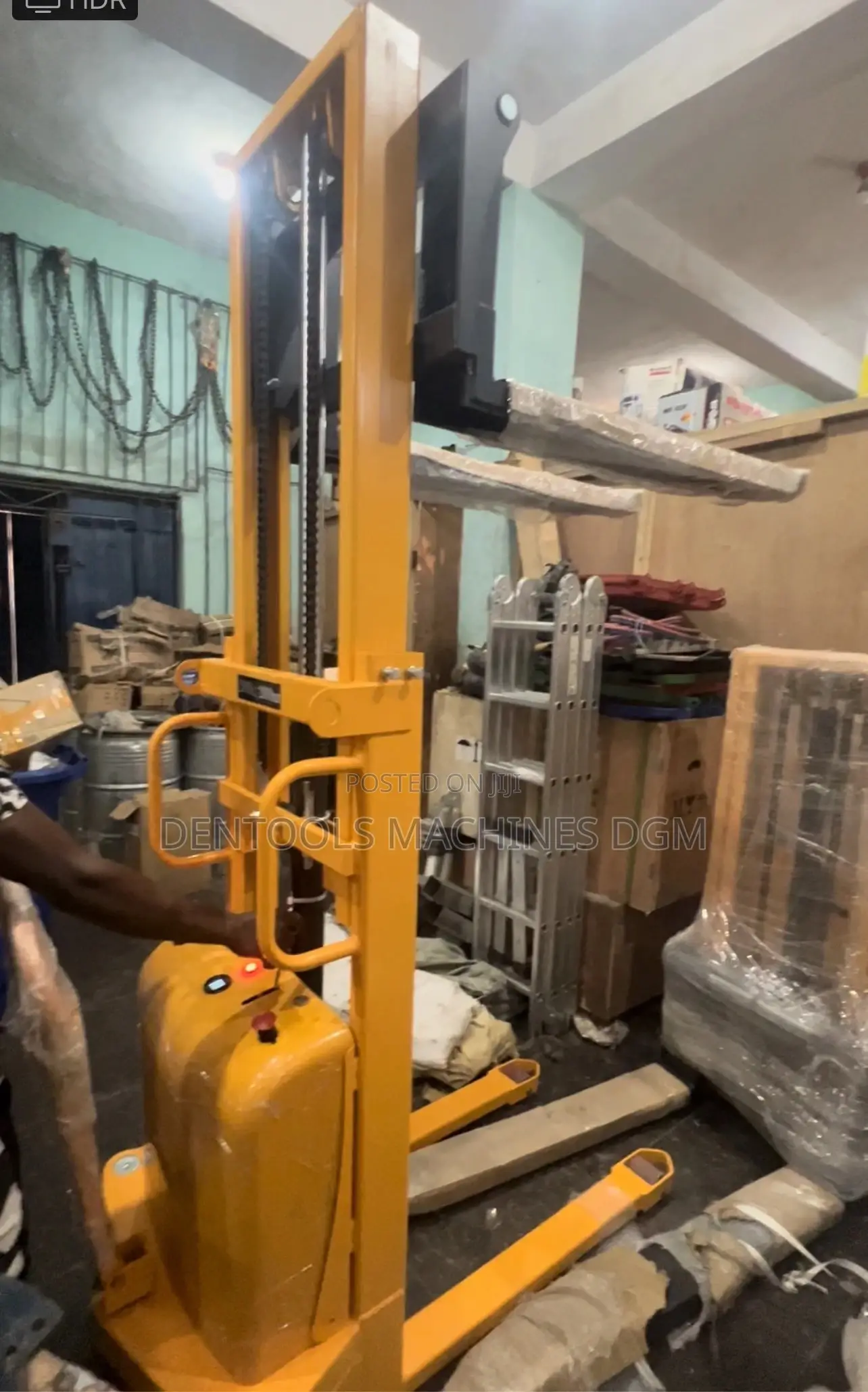 Semi Electric Forklift Stacker 2000kg
