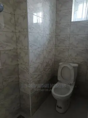2bdrm Block of Flats in Awoyaya Bustop Very for rent