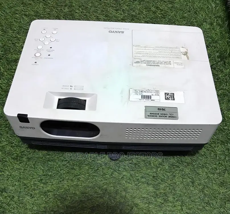 Projector Sales Lagos Lekki Ikeja Surulere in Ikeja TV & DVD