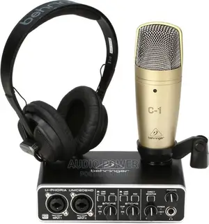 Behringer Uphoria Studio Pro