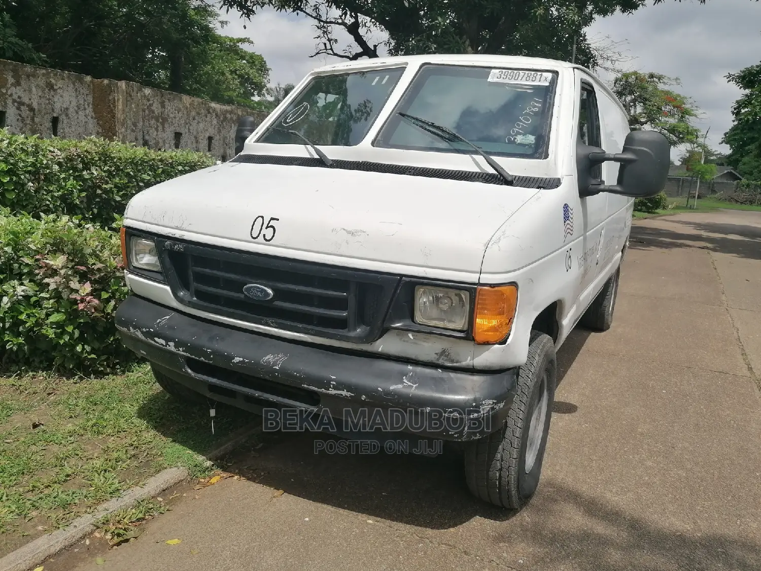 Ford E350 2008 White